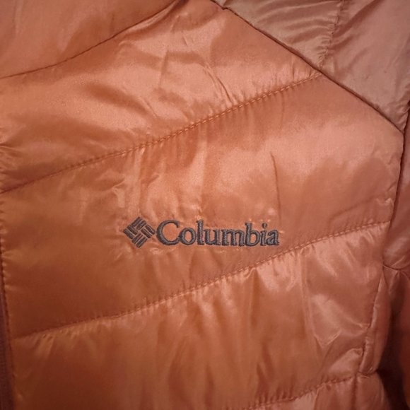 Columbia Women’s Joy Peak Insulated Hooded Jacket - Faded Peach - Size Small - Picture 9 of 9